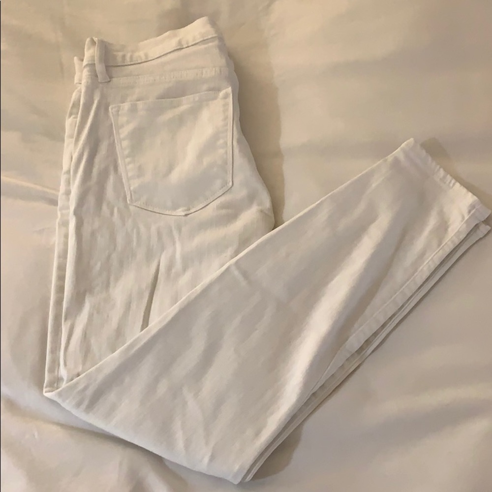 Gap true skinny white jeans 30R